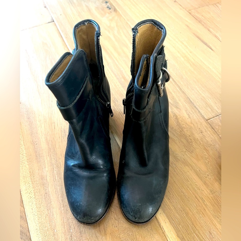 Frye vintage bootie